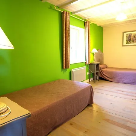 La Guillaumiere Holiday home Bort-l'Etang