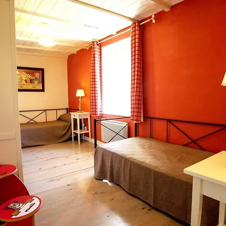 La Guillaumiere Holiday home *